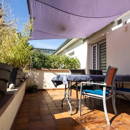 Rare Maison Moderne Proche Centre Avec Jardin Parking Gratuit *