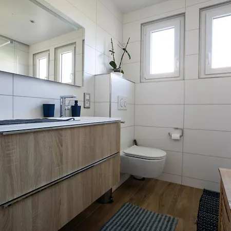Rare Maison Moderne Proche Centre Avec Jardin Parking Gratuit Сasa de vacaciones
